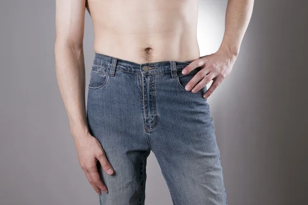 Mannen i jeans — Stockfoto