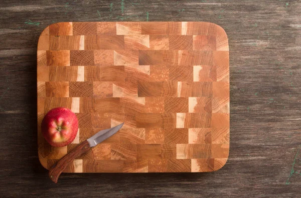 End Cutting Board Made Oak Apple Wood Apple Knife — Stock Photo, Image