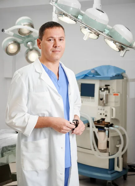 Front View Man Surgeon Looking Camera Standing Operating Room Hospital Royalty Free Stock Images