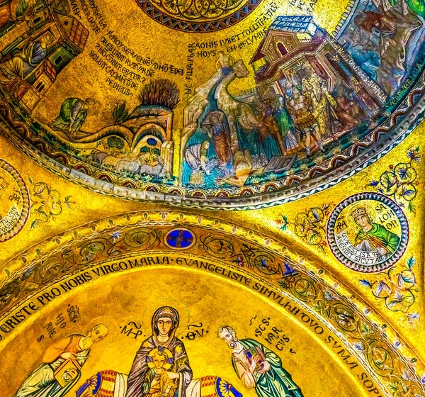 Altın Mozaikler Meryem Ana Aziz Mark Bazilika Katedrali Talya Venedik — Stok fotoğraf