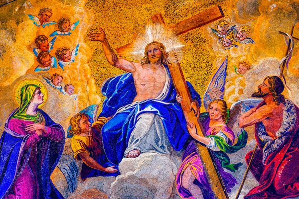 Jesus Kristus Mary Angels Oppstandelse Mosaisk Fasade Markuskatedralen Basilika Venezia – stockfoto