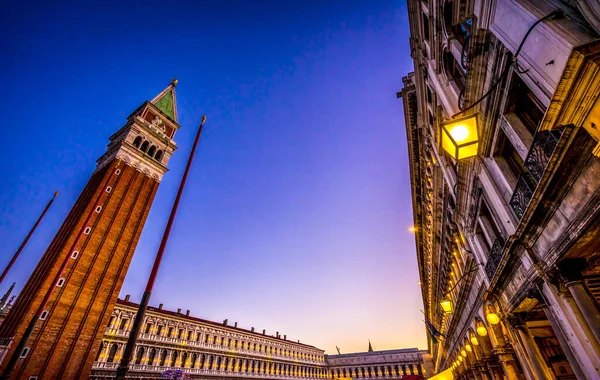 Avondverlichting Campanile Bell Tower Doge Palace Piazza San Marco San — Stockfoto