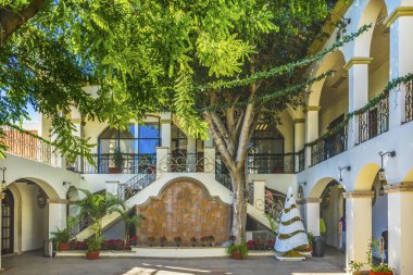 Avlu Balkonları Noel Dekorasyonları San Jose del Cabo Meksika 