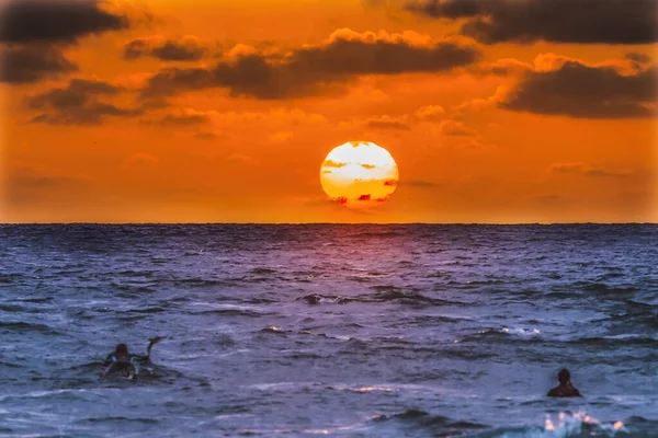 Günbatımını Izleyen Sörfçüler Jolla Sahilleri San Diego California — Stok fotoğraf