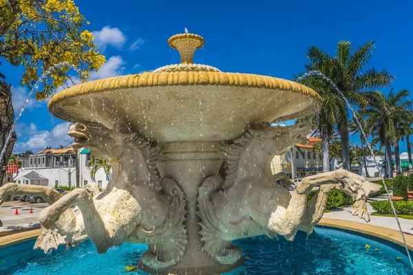 Memorial Horse Fountain Ayuntamiento Palm Beach Florida Por Addison Mizner — Foto de Stock