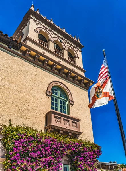 State Flags Flowers Town Hall Palm Beach Florida — 스톡 사진