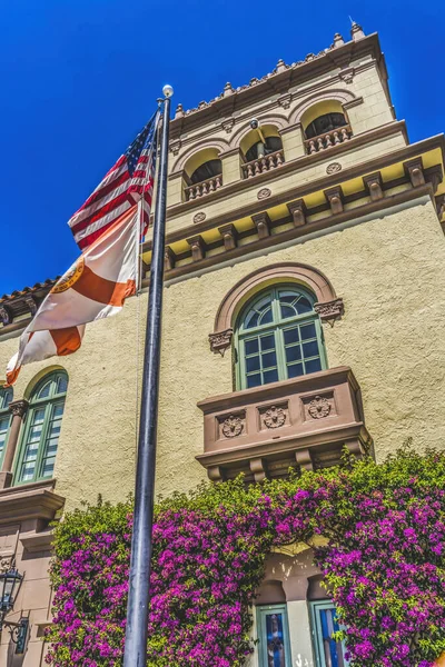 Stadshuset Flaggor Bougainvillea Palm Beach Florida — Stockfoto
