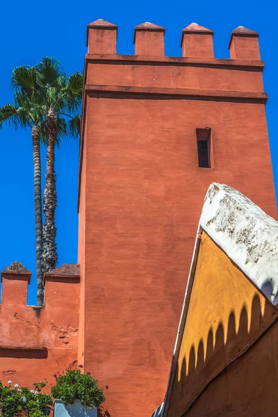 Torre Vermelha Alcazar Palácio Real Santa Cruz Distrito Sevilha Andaluzia — Fotografia de Stock