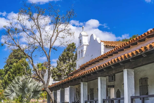 White Abobe Mission San Diego Alcalá California Fundada 1769 Por —  Fotos de Stock