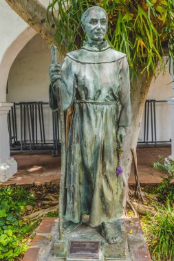 San Diego de Alcala California Junipero Serra Heykeli. Junipero Serra tarafından 1769 'da kurulmuş, Kaliforniya' daki ilk görev.