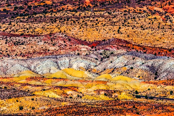 Désert Peint Coloré Jaune Herbe Terres Orange Grès Rouge Feu — Photo