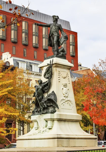 General Rochambeau staty Lafayette Park hösten Washington Dc — Stockfoto