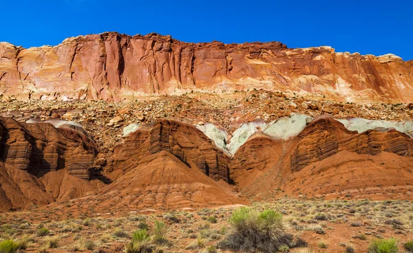 Torre de Capitol Reef grès montagne Capitol Reef National Park — Photo