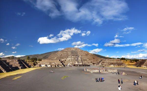 Avenue of Dead Temple of Moon Pyramid Teotihuacan Mexico City Me — Stock Photo, Image