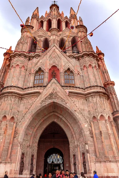 老圣人雕像国王葬礼框阿维拉大教堂卡斯蒂利亚-西班牙 — 图库照片