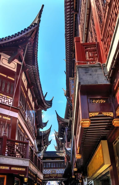 Vecchie case di Shanghai Tetti rossi Yuyuan Cina — Foto Stock