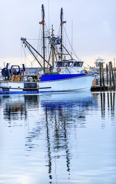 Velké rybářské lodi Westport Grays Harbor státu Washington — Stock fotografie