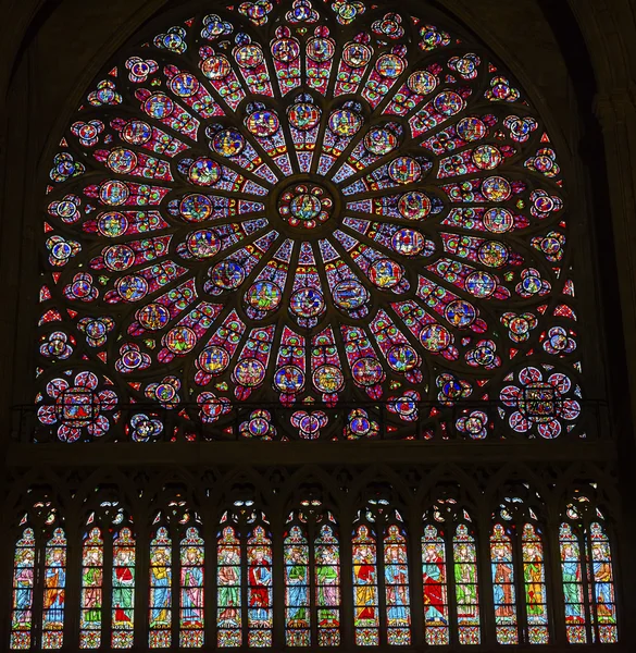 Rose Window Mary Jesus Stained Glass Notre Dame Cathedral Paris France — ストック写真