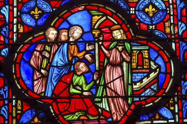 Queen With Followers Stained Glass Sainte Chapelle Paris France — 스톡 사진