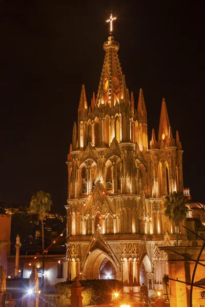 Ojciec Juan de San Miguel statua fasadowe Parroquia Church San Miguel Meksyk — Zdjęcie stockowe