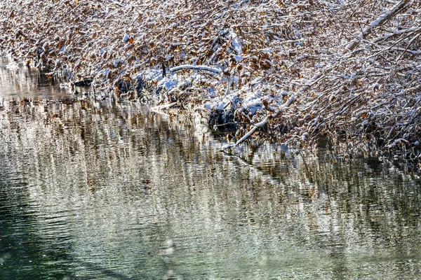 Zimní Snow Ice abstraktní Wenatchee River Leavenworth Washington — Stock fotografie