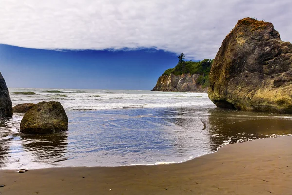 Ruby Beach Reflexión Seastacks Parque Nacional Olímpico Washington — Foto de Stock