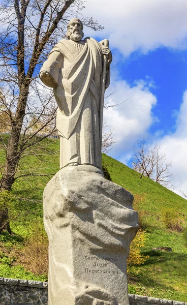 Estatua de San Andrés Patrón San Kiev Ucrania —  Fotos de Stock