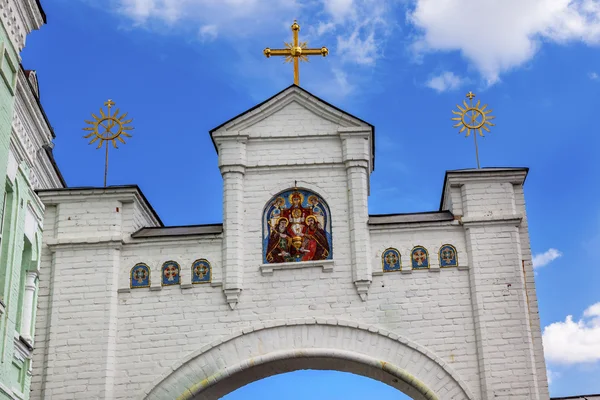 Weißes tor heilige annahme pechrsk lavra kathedrale kiev ukraine — Stockfoto