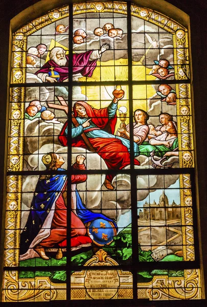 King Christ Stain Glass Saint Louis En L 'ile Church Paris Franţa — Fotografie, imagine de stoc