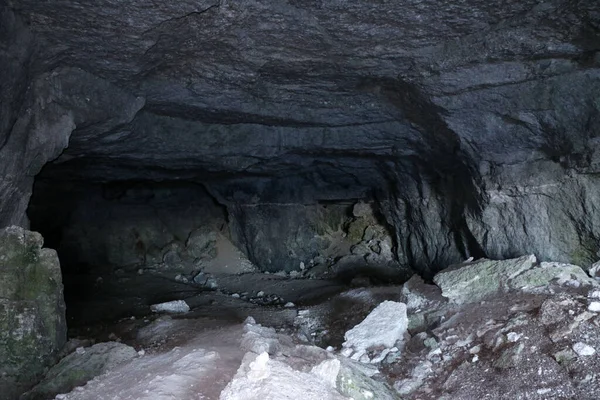 Galerias Abandonadas Velhas Adits Para Extração Processamento Pedra Natural Caverna — Fotografia de Stock