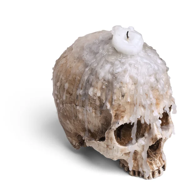인간 두개골에서 촛대 — 스톡 사진