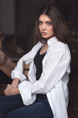 Bir kızın portresi.