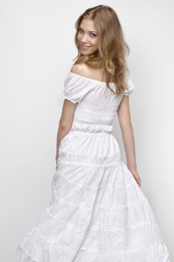 Genç güzel kızın portresi.