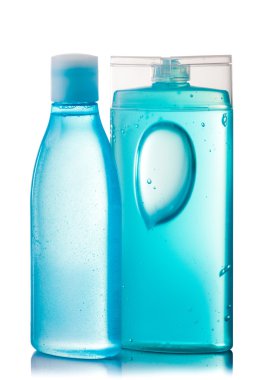 Mavi şampuan şişesi