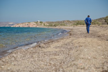Damat kiliseye geliyor