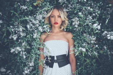 Bahçe romantik Bayan