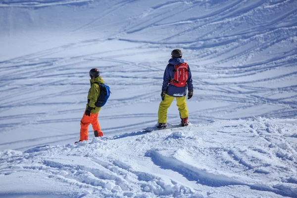 Snowboarder en action — Photo