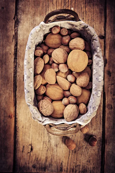 Still life with nuts — Stock Photo, Image