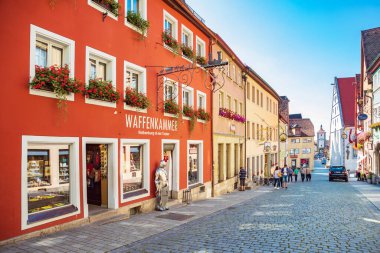 ROTHENBURG OB DER TAUBER, GERMANY - CIRCA HAZİRAN 2020: Bavyera, Almanya 'da Rothenburg ob der Tauber kasabası