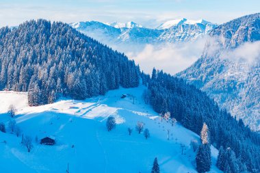 Avusturya, Avrupa 'da Kufstein yakınlarındaki Alplerde kayak alanı Wilder Kaiser.
