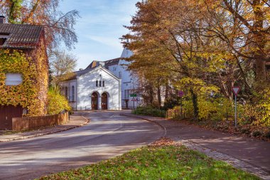 MEMINGEN, GERMANY - CIRCA NOVEMBER, 2021: Memmingen, Bavyera Ratzengraben, Almanya 