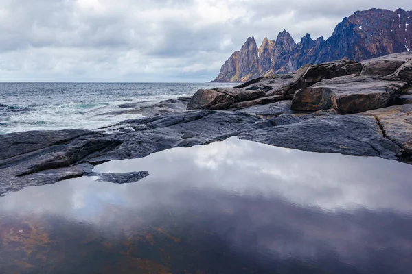 Vista Del Paesaggio Dell Isola Senja Tungeneset Picnic Norvegia — Foto Stock