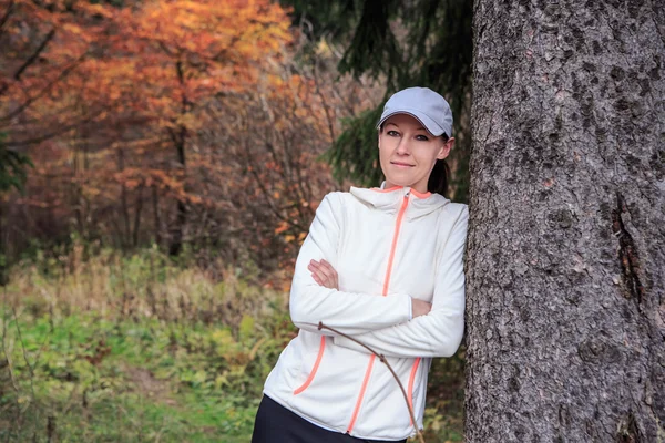 Jogging by the lake — Stock Photo, Image