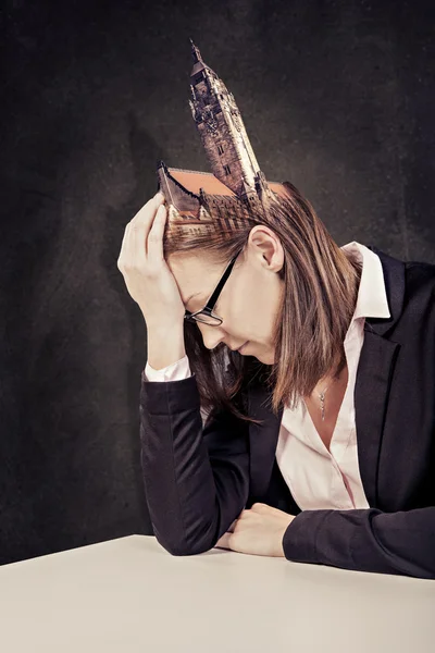 Travailleur de bureau stressé — Photo