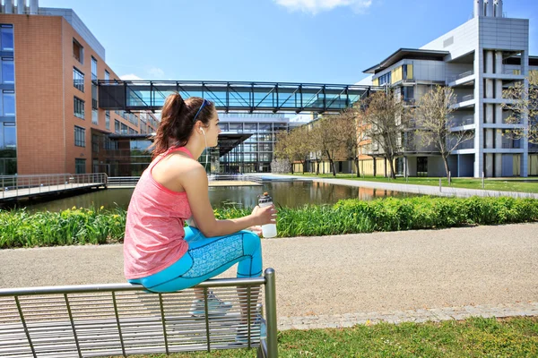 Joggen vrouw — Stockfoto