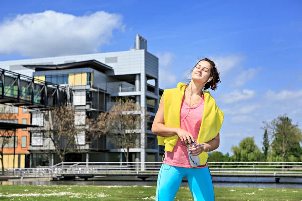 Femme de jogging — Photo