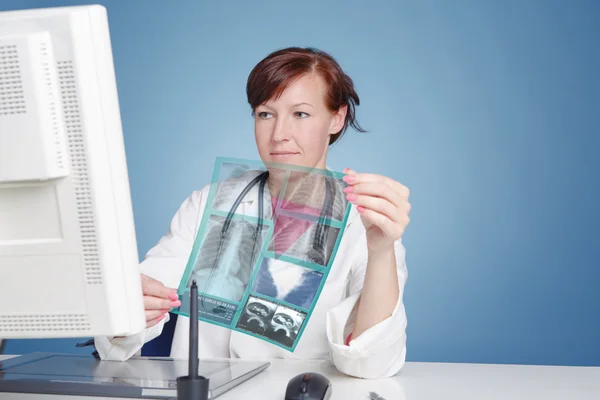 Medico femminile — Foto Stock