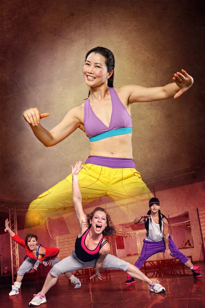 Fitness Girls - zumba — Stock Photo, Image