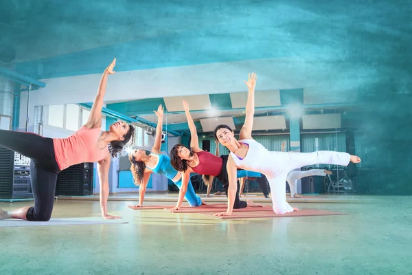 Pilates y yoga — Foto de Stock