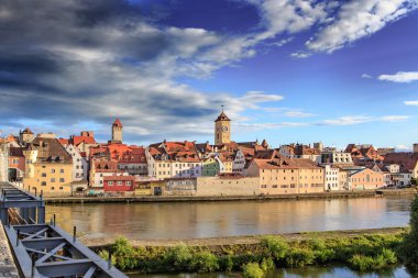 Danube Nehri banka Regensburg'da